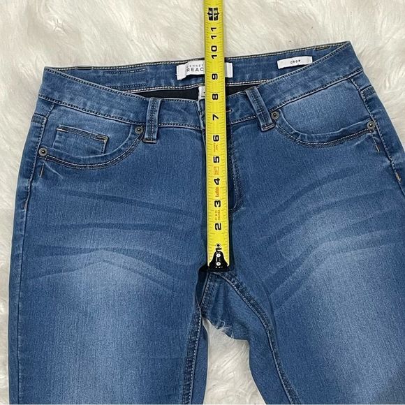 Kenneth cole reaction crop jeans size 2 - Picture 10 of 12